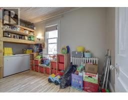 17 OAK STREET - 36