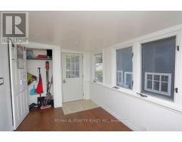 46 HILL STREET - 16