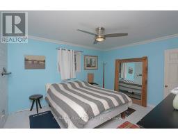 46 HILL STREET - 22