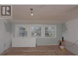 46 HILL STREET - 39