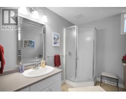388 PLANE TREE DRIVE - 32