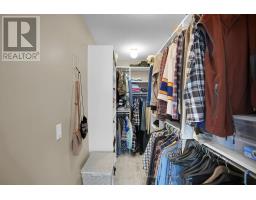 388 PLANE TREE DRIVE - 40