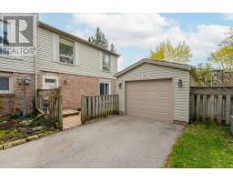 247 EVERGLADE CRESCENT - 1