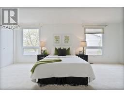 247 EVERGLADE CRESCENT - 25