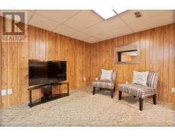 247 EVERGLADE CRESCENT - 31
