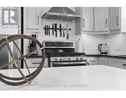 14 CARROLL STREET W - 14