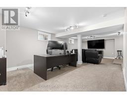 14 CARROLL STREET W - 31