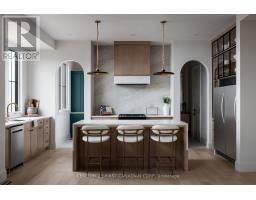 212 FOXBOROUGH PLACE - 2