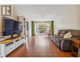 102 BLACKTHORNE CRESCENT - 10