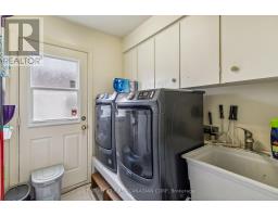 102 BLACKTHORNE CRESCENT - 18