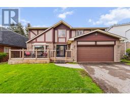 102 BLACKTHORNE CRESCENT - 2
