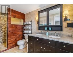 102 BLACKTHORNE CRESCENT - 26