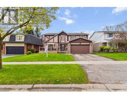 102 BLACKTHORNE CRESCENT - 3
