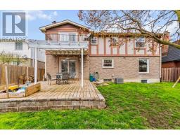 102 BLACKTHORNE CRESCENT - 34
