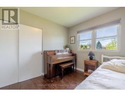 460 BEACHWOOD AVENUE - 17