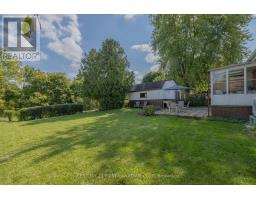 460 BEACHWOOD AVENUE - 36