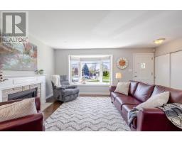 460 BEACHWOOD AVENUE - 7