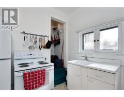383 QUEEN STREET E - 13