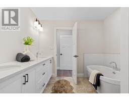 27-49 ROYAL DORNOCH DRIVE - 29