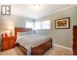1693 MOFFATT AVENUE - 12