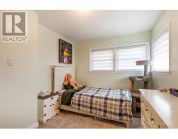 1693 MOFFATT AVENUE - 15