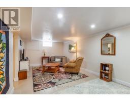 1693 MOFFATT AVENUE - 17
