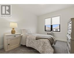 1894 FOUNTAIN GRASS DRIVE - 33