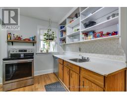 32 BRUCE STREET - 10