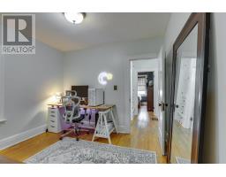 32 BRUCE STREET - 15