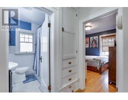 32 BRUCE STREET - 17