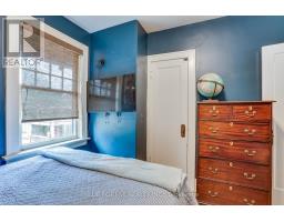 32 BRUCE STREET - 19