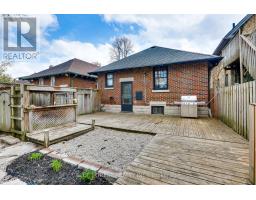 32 BRUCE STREET - 26