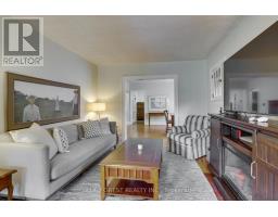 32 BRUCE STREET - 4