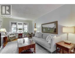 32 BRUCE STREET - 6