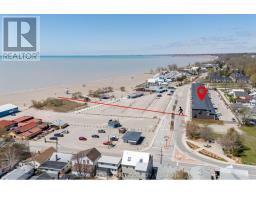 15 - 355 EDITH CAVELL BOULEVARD - 3