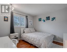 305 BOURNEMOUTH DRIVE - 16