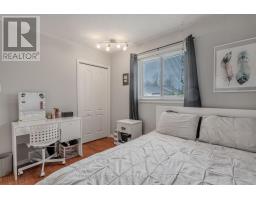 305 BOURNEMOUTH DRIVE - 17