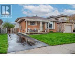 305 BOURNEMOUTH DRIVE - 2