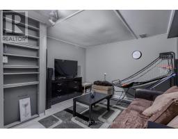 305 BOURNEMOUTH DRIVE - 29