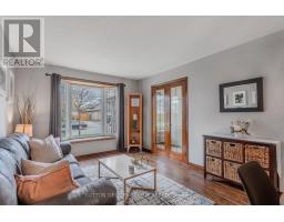 305 BOURNEMOUTH DRIVE - 6