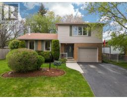 131 SCOTCHPINE CRESCENT - 1