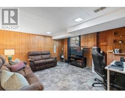 131 SCOTCHPINE CRESCENT - 29
