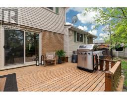 131 SCOTCHPINE CRESCENT - 32
