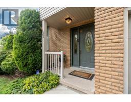 131 SCOTCHPINE CRESCENT - 5