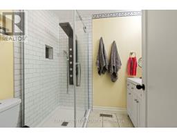 363 GLENROSE DRIVE - 19
