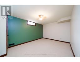 122 MORAINE COURT - 25