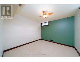 122 MORAINE COURT - 27