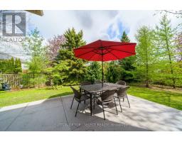 122 MORAINE COURT - 30