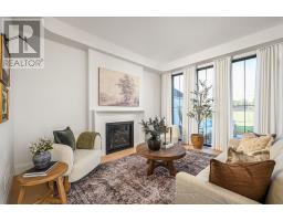 207 FOXBOROUGH PLACE - 3