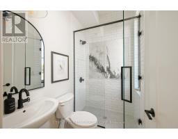 207 FOXBOROUGH PLACE - 4